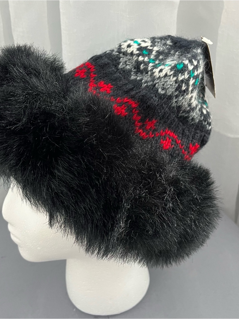 NEW Beacon Hill Knitwear Winter Hat Blue/Red Nordic Pattern and Faux Fur Trim